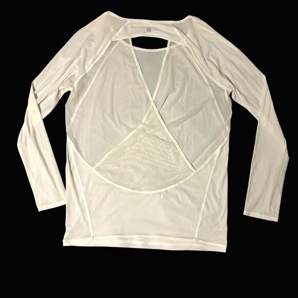 Like New Lululemon If You're Lucky Long Sleeve Tee T-Shirt Top White Size 8/10 M - Picture 3 of 8